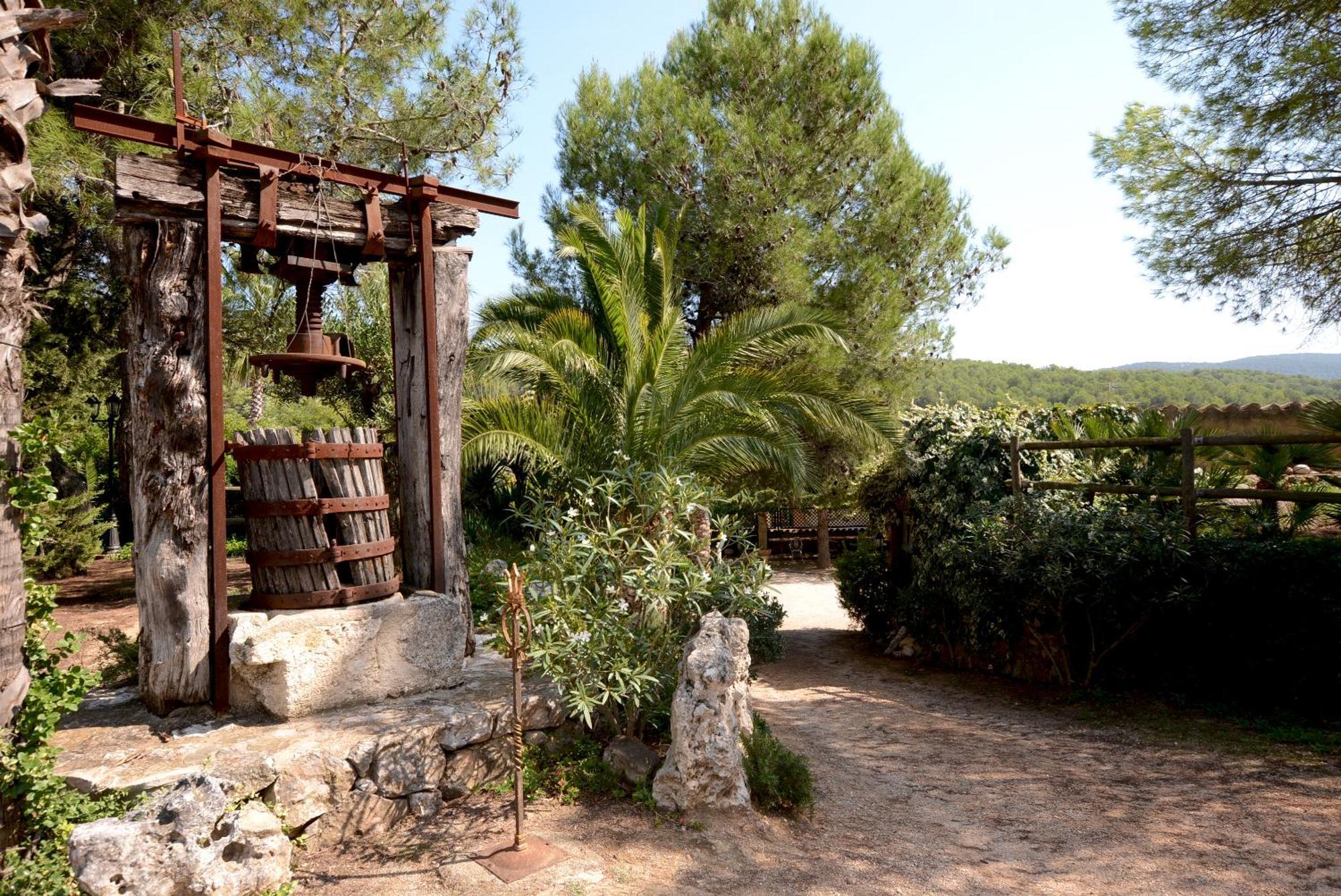 El Recer Hotel Sant Pau d'Ordal ภายนอก รูปภาพ