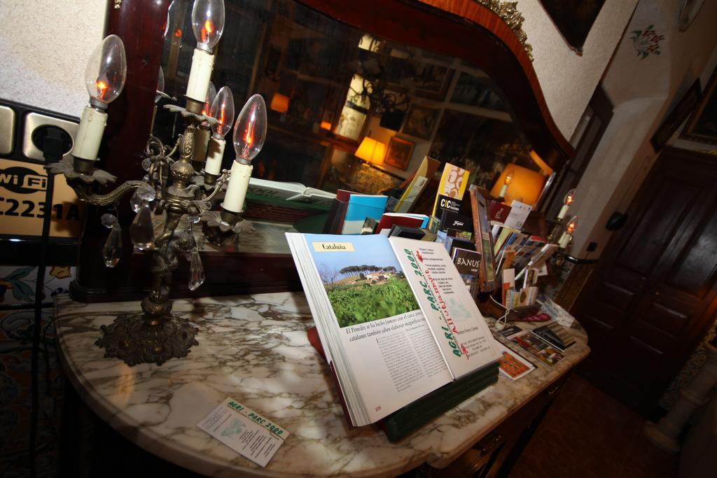 El Recer Hotel Sant Pau d'Ordal ภายนอก รูปภาพ